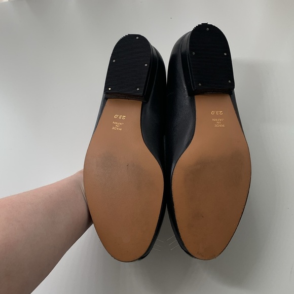 A bomb flats with a cat face. - Picture 7 of 7